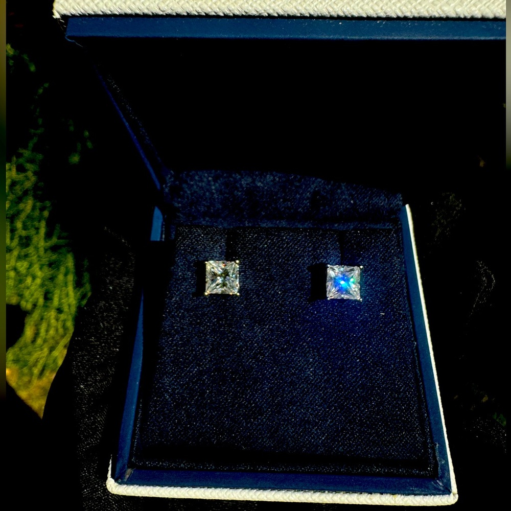 New Moissanite Princess Cut Earrings 2CT 18K White Gold Plated Sterling Silver
